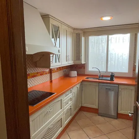 Apartamento En Edificio Albaida, Garaje Y Piscina Апартаменты